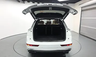 Audi Q5 2023, 32148 км, за 32059.78 USD - фото 20