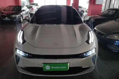 Zeekr 001 2025, 27700 км, за 30903 USD
