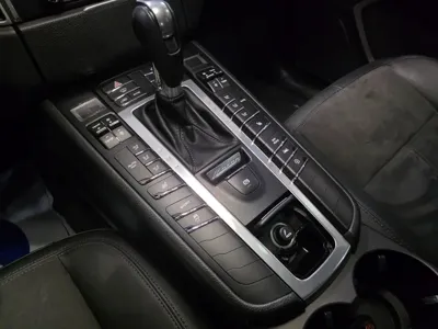 Porsche Macan 2018, 70387 км, за 21990.29 USD - фото 9