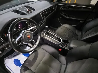 Porsche Macan 2018, 70387 км, за 21990.29 USD - фото 10