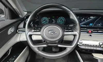 Hyundai Avante 2021, 84466 км, за 11571.21 USD - фото 13