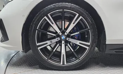 BMW 5-Series 2025, 20327 км, за 53018.52 USD