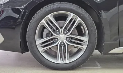 Hyundai Grandeur 2019, 230070 км, за 5863.2 USD