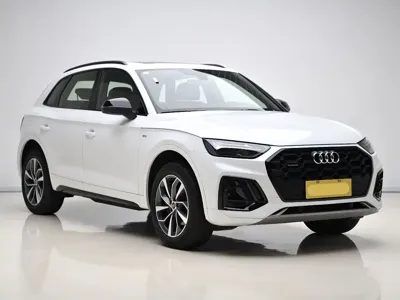 Audi Q5L 2025, 21800 км, за 32783.35 USD