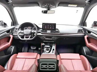 Audi Q5L 2025, 21800 км, за 32783.35 USD - фото 8