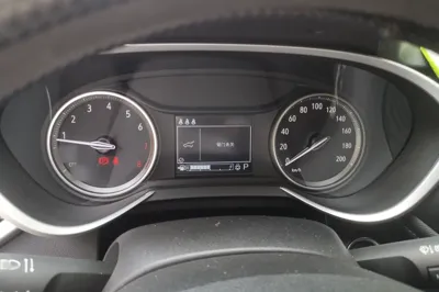 Buick Encore 2021, 23200 км, за 9635 USD - фото 10