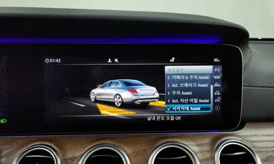 Mercedes-Benz E-Class 2018, 133024 км, за 13147.86 USD - фото 16