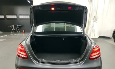 Mercedes-Benz E-Class 2018, 133024 км, за 13147.86 USD - фото 20
