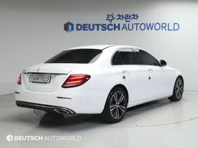 Mercedes-Benz E-Class 2020, 96618 км, за 16865.27 USD