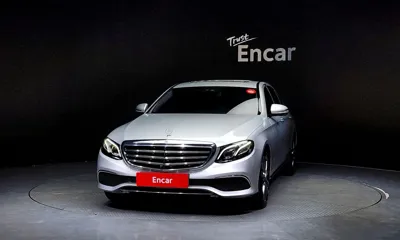 Mercedes-Benz E-Class 2018, 104942 км, за 11823.43 USD