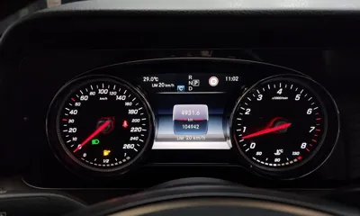 Mercedes-Benz E-Class 2018, 104942 км, за 11823.43 USD - фото 8