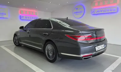 Genesis G90 2019, 211584 км, за 13596.16 USD