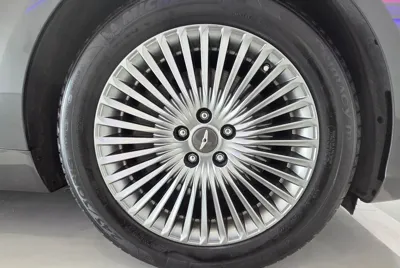 Genesis G90 2019, 211584 км, за 13596.16 USD