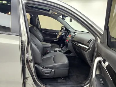 Kia Sorento 2010, 110786 км, за 3080.66 USD - фото 11