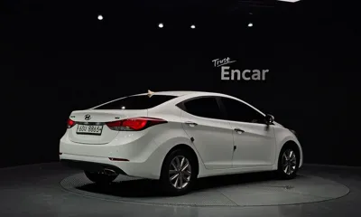 Hyundai Avante 2014, 81908 км, за 4495.12 USD