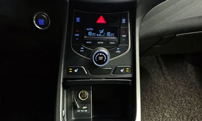 Hyundai Avante 2014, 81908 км, за 4495.12 USD - фото 20