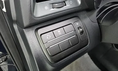 KG_Mobility_Ssangyong TIBOLI 2018, 87302 км, за 6423.84 USD - фото 16