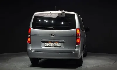 Hyundai Starex 2018, 103881 км, за 7713.01 USD