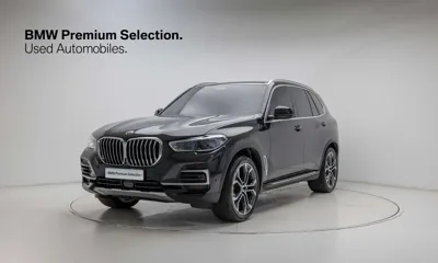 BMW X5 · 2022 год