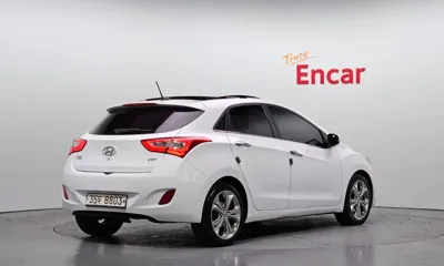 Hyundai i30 2014, 132272 км, за 4296.67 USD