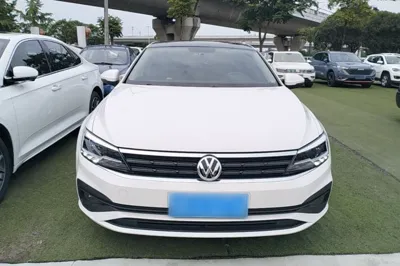 Volkswagen Lamando 2021, 54200 км, за 12571 USD