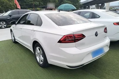 Volkswagen Lamando 2021, 54200 км, за 12571 USD