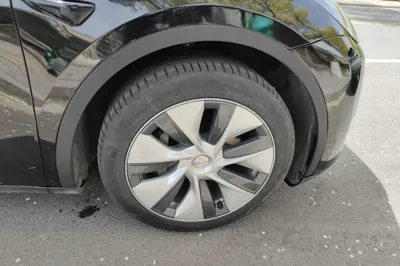 Tesla Model Y 2022, 76000 км, за 30450 USD - фото 8