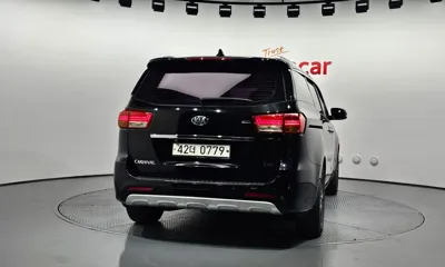 Kia Canival 2016, 264704 км, за 4795.06 USD
