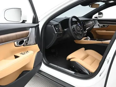 Volvo V90 2024, 8000 км, за 35470.3 USD - фото 11