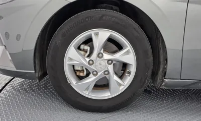 Hyundai Avante 2021, 68942 км, за 12182.42 USD