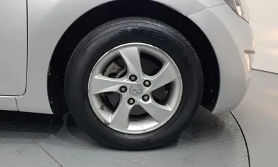 Hyundai Avante 2012, 48162 км, за 4402.44 USD