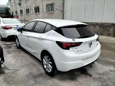 Buick Verano 2017, 44600 км, за 5548.22 USD
