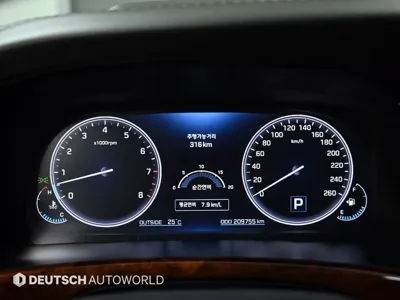 Hyundai Equus 2014, 209749 км, за 7411.05 USD - фото 8