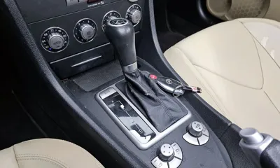 Mercedes-Benz SLK-Class 2007, 97510 км, за 6556.29 USD - фото 9