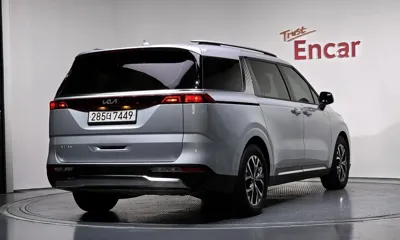 Kia Canival 2023, 52703 км, за 15758.01 USD