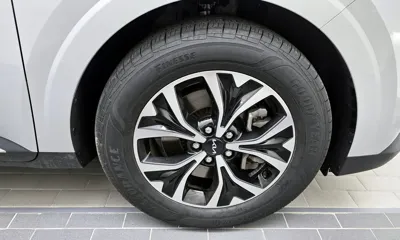 Kia Canival 2023, 52703 км, за 15758.01 USD