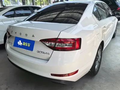 Skoda Octavia 2021, 47800 км, за 9770.26 USD