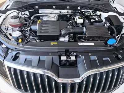 Skoda Octavia 2021, 47800 км, за 9770.26 USD - фото 10