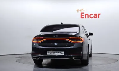 Hyundai Grandeur 2018, 247948 км, за 6475.06 USD