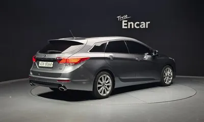 Hyundai i40 2014, 127853 км, за 2980.13 USD