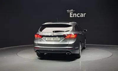Hyundai i40 2014, 127853 км, за 2980.13 USD