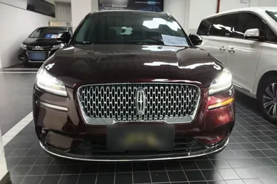 Lincoln Corsair 2022, 39100 км, за 19156 USD