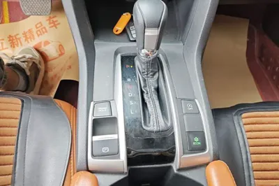 Honda Civic 2019, 60599 км, за 10770 USD