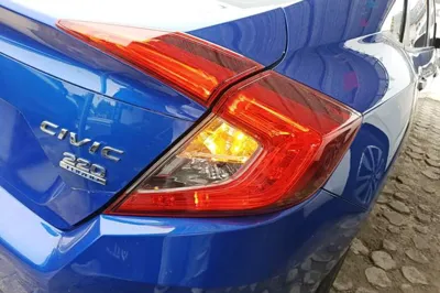 Honda Civic 2019, 60599 км, за 10770 USD - фото 10