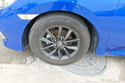 Honda Civic 2019, 60599 км, за 10770 USD - фото 11