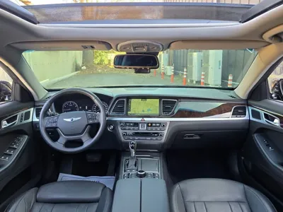 Hyundai Genesis 2016, 93000 км, за 8940.39 USD - фото 7