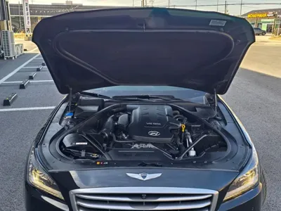 Hyundai Genesis 2016, 93000 км, за 8940.39 USD - фото 20