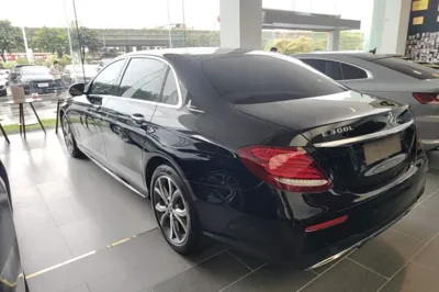 Mercedes-Benz E-Class 2020, 90800 км, за 29770 USD