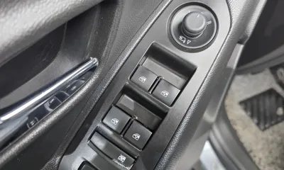 ChevroletGMDaewoo Trax 2019, 101816 км, за 5618.72 USD - фото 29