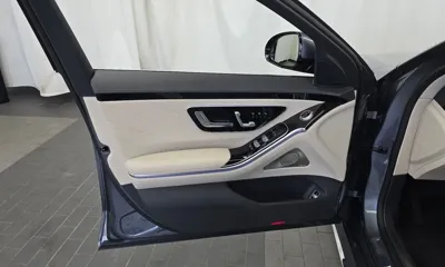 Mercedes-Benz S-Class 2023, 49262 км, за 71550.48 USD - фото 24